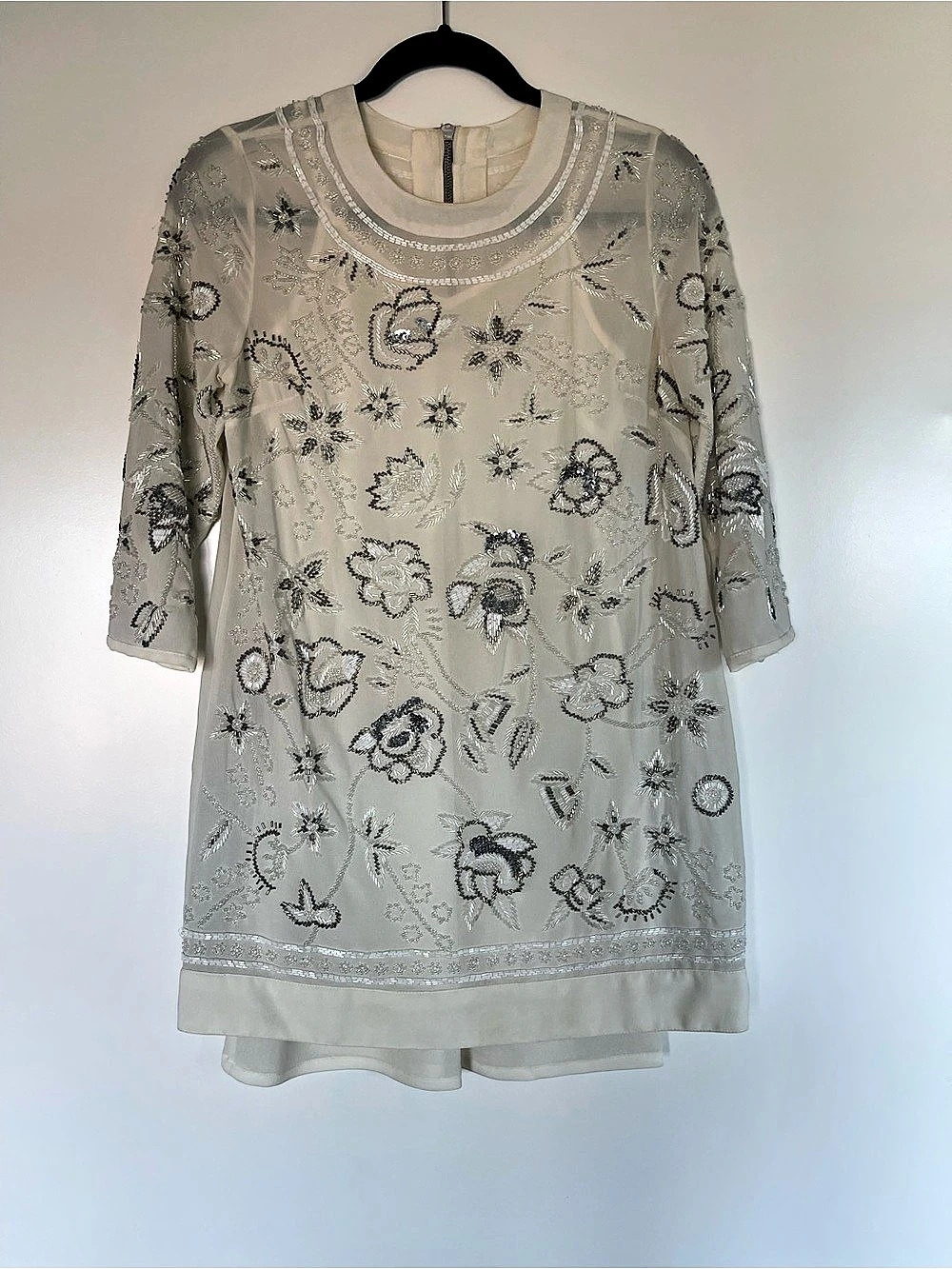 Beaded Floral Mini Dress in White UK 8/US 4